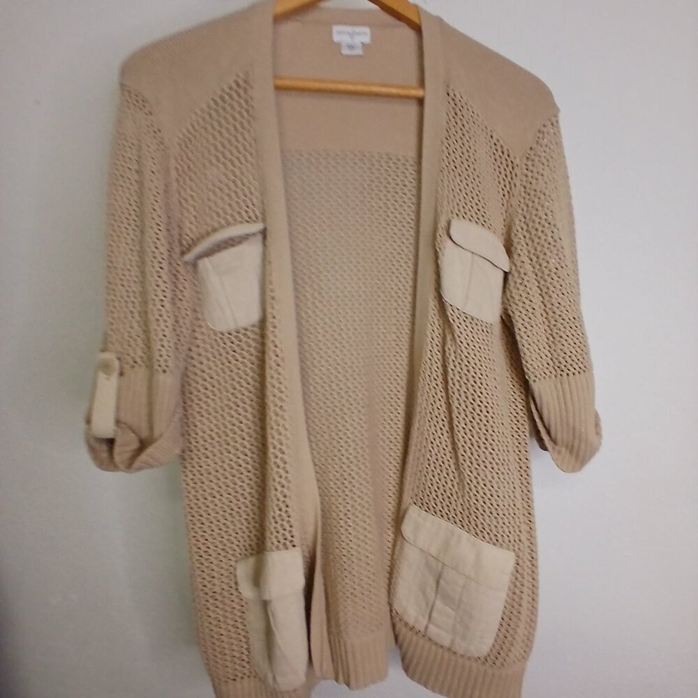 UEC Jaclyn Smith Tan Knit Cardigan with pockets size medium